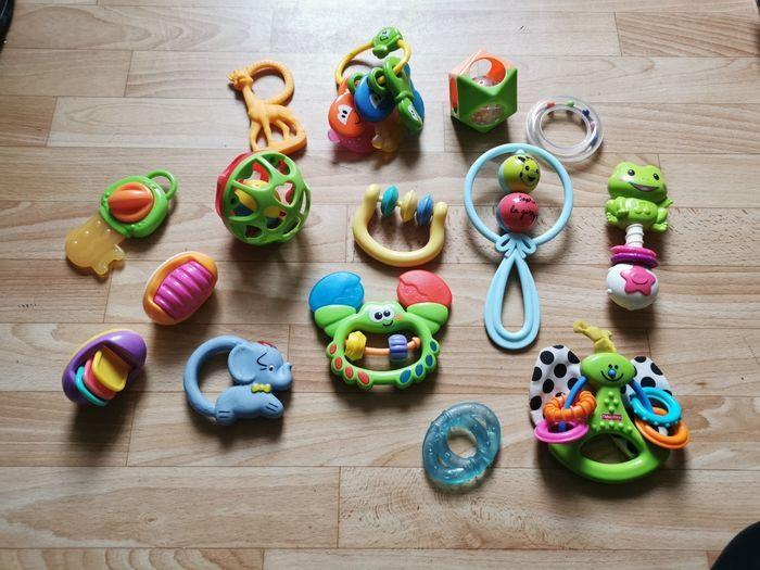 Lot de jouets 1er Âge - photo numéro 2