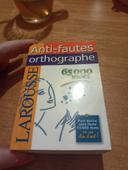 Larousse anti fautes et orthographe