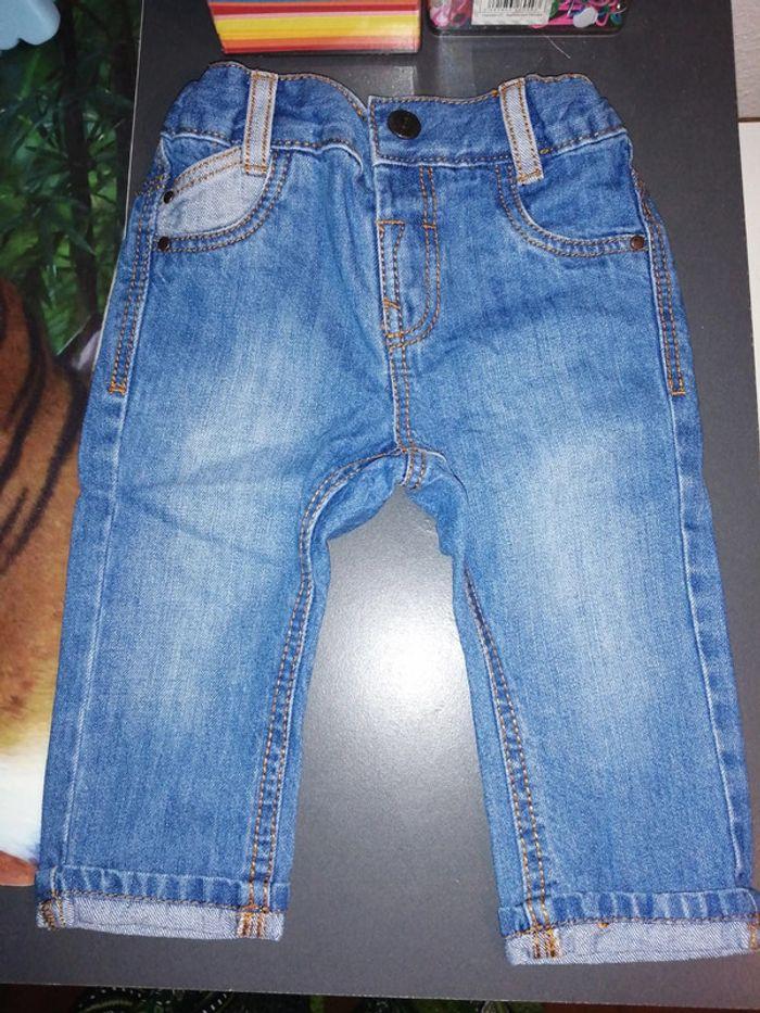 Jeans kiabi 9 mois