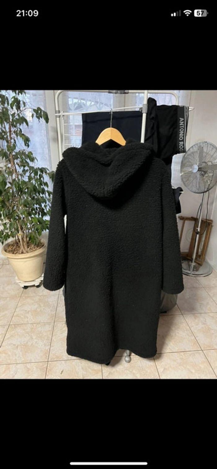 Manteau à capuche très long, très épais et tout doux - photo numéro 2