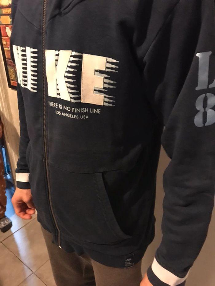 Veste à Zip et à capuche Nike taille XL enfant (13-15 ans) - photo numéro 8