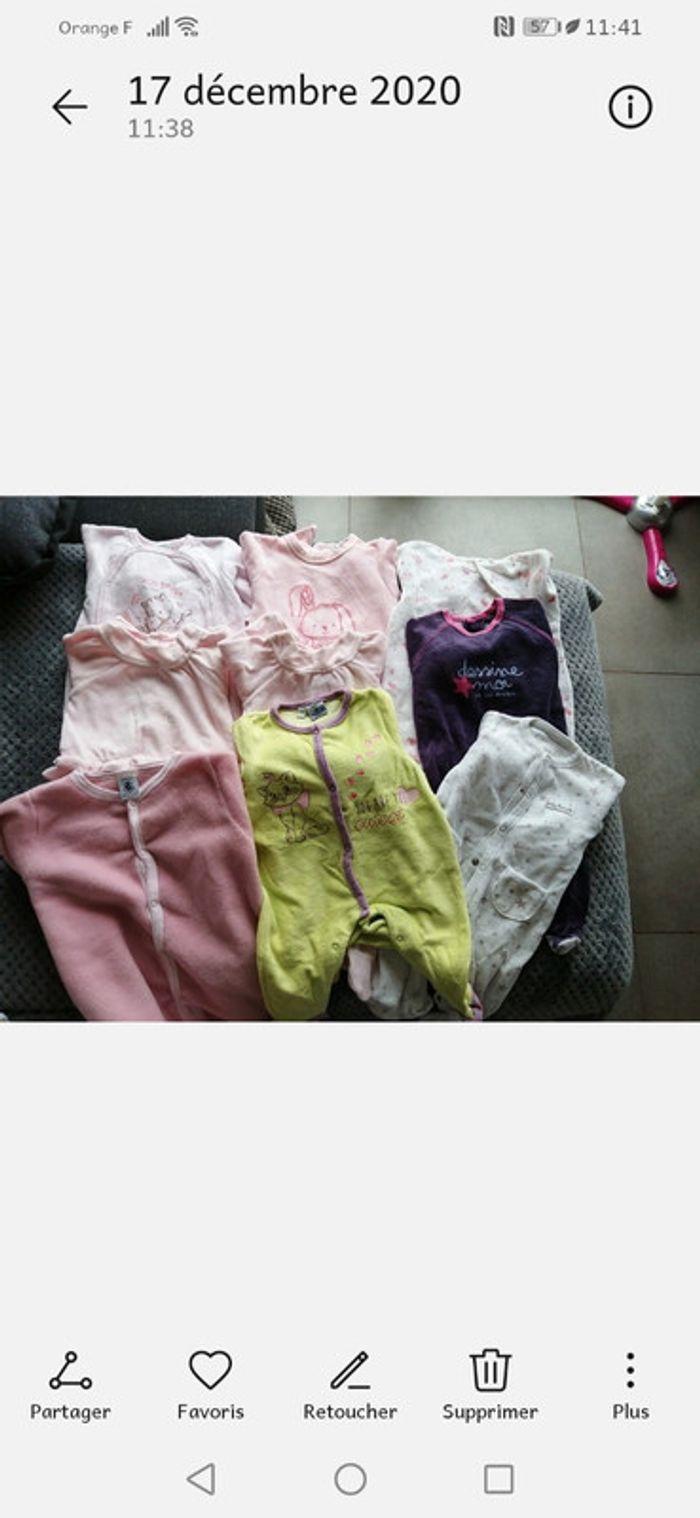 Lot pyjamas 3 mois - photo numéro 1