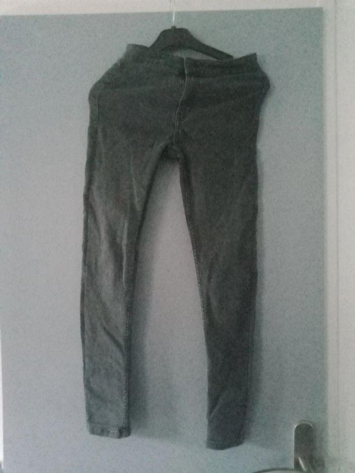 Pantalon - photo numéro 1