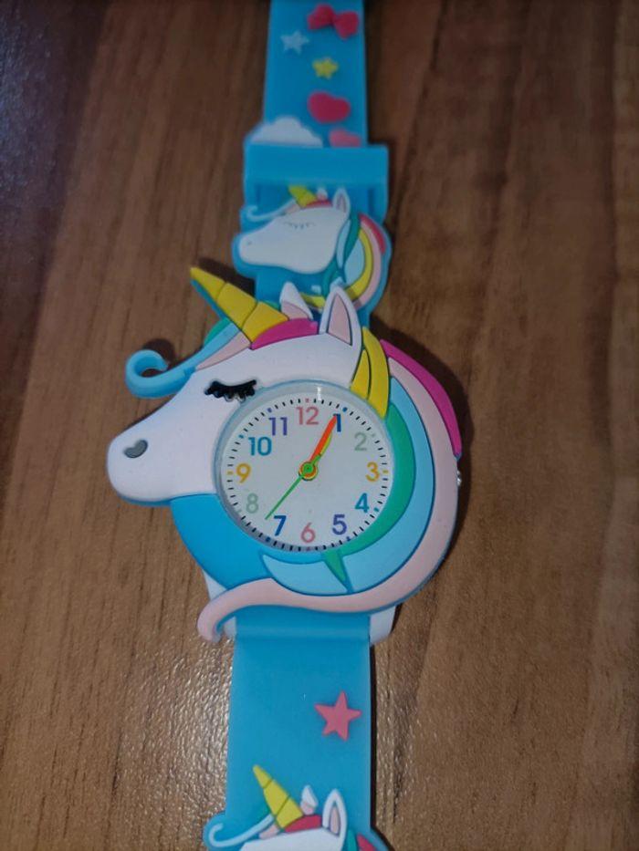 Montre licorne 🦄 neuve bleu - photo numéro 8