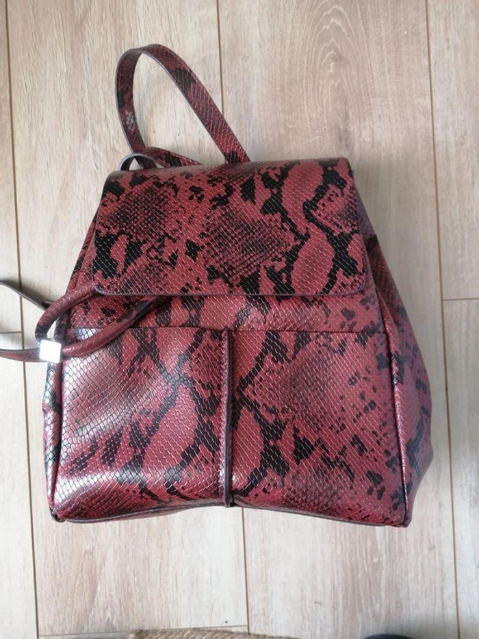 Sac à dos zara python bordeaux et noir - photo numéro 1