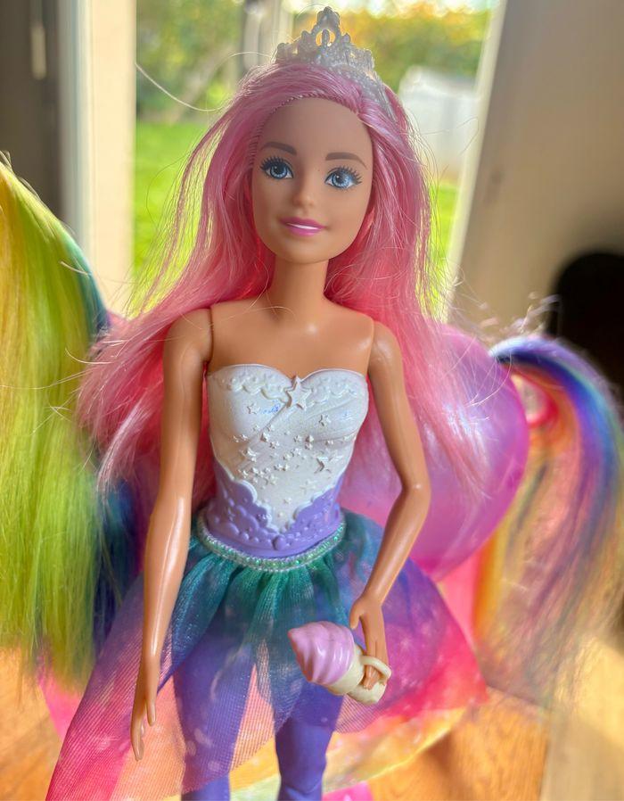 Barbie licorne magique - photo numéro 3