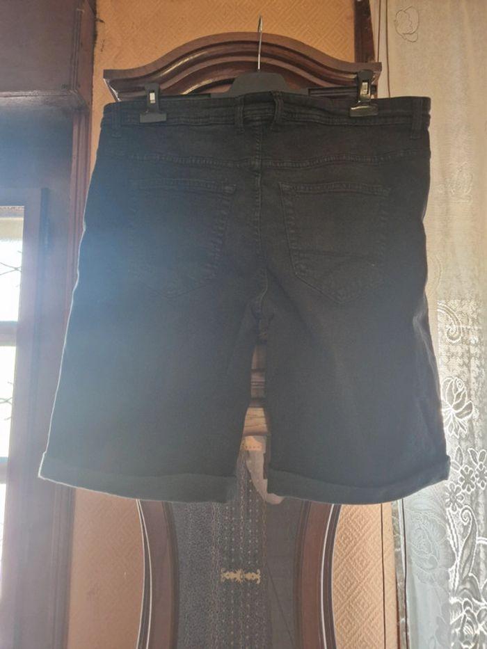 Short homme taille 48 - photo numéro 2