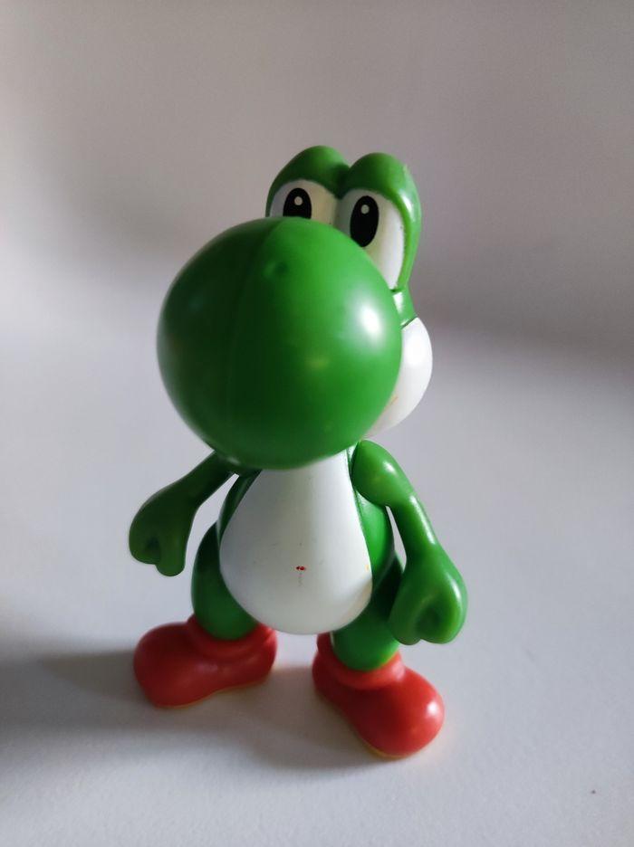 Figurine yoshi 9 cm Nintendo - photo numéro 5