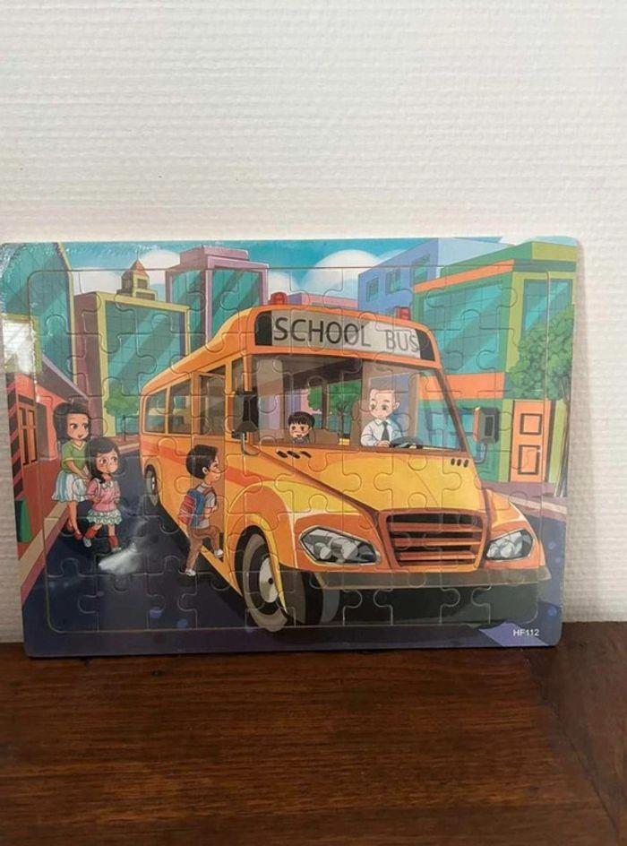 Puzzle  bus  scolaire - photo numéro 1