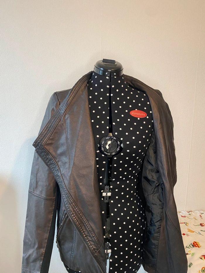 Veste similicuir bi matière marron brillant et noir M&S Mode taille 3XL / 46 - photo numéro 3