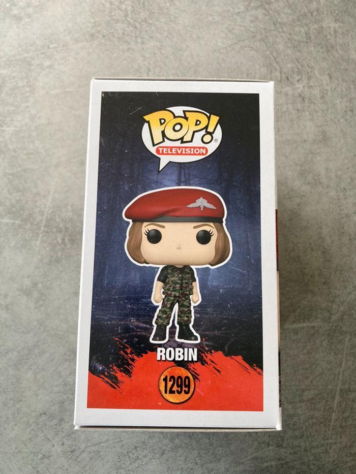 Funko Pop Robin 1299 - photo numéro 4