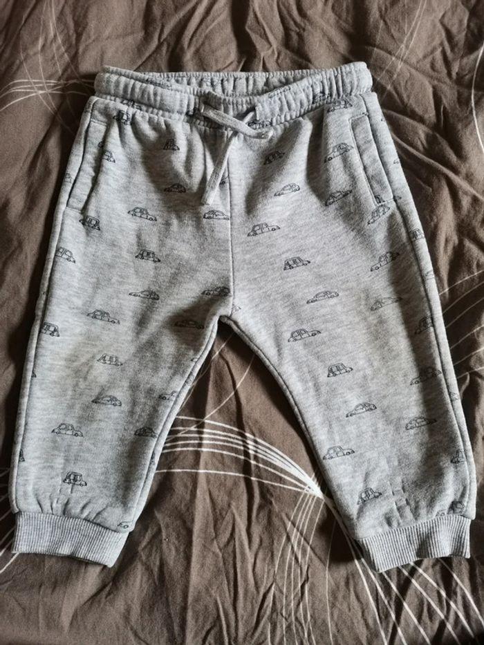 Pantalon gris bébé 12 mois - photo numéro 1