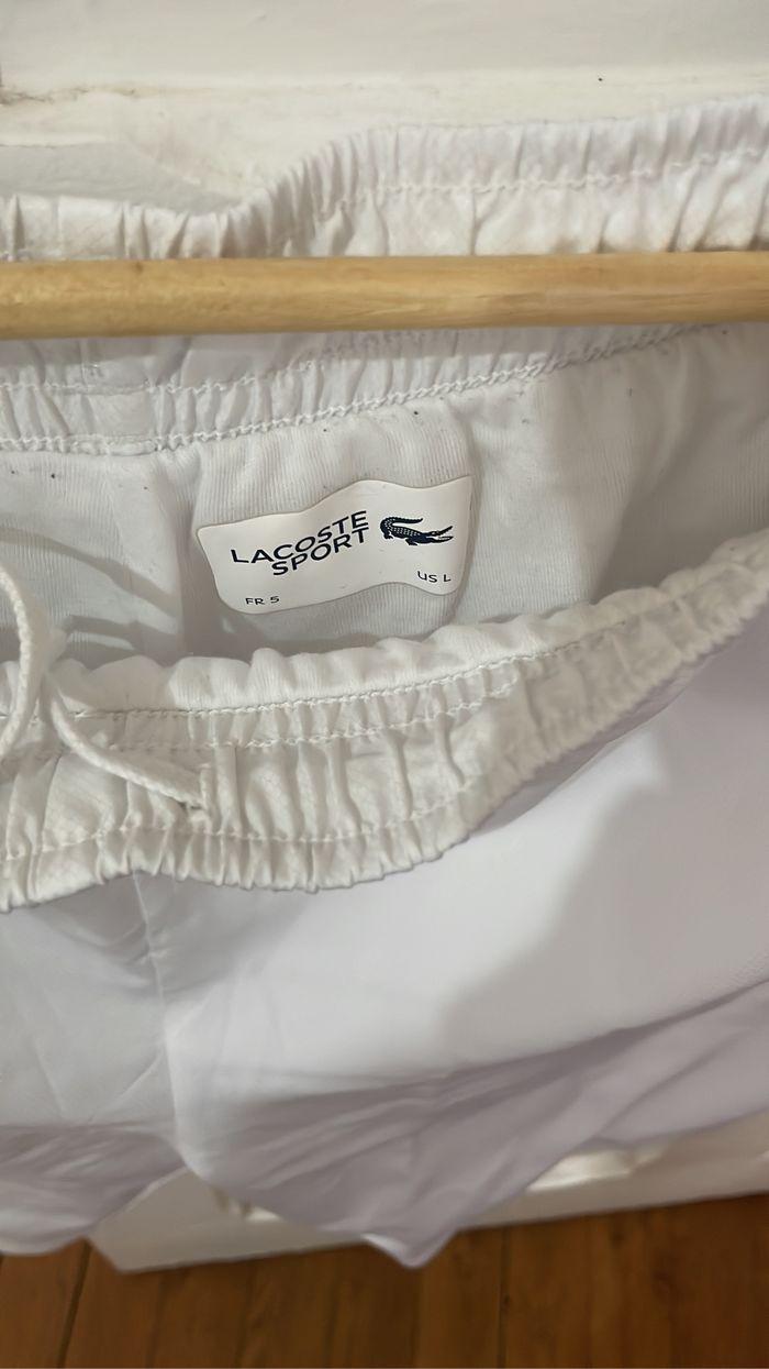 Short Lacoste - photo numéro 2