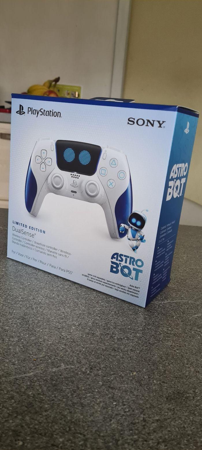 Manette ps5 sans-fil DualSense  Édition Limitée  Astro Bot - photo numéro 2