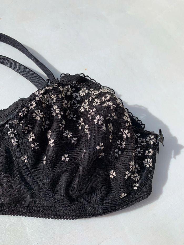 Soutien gorge noire à dentelle blanche taille 95D de Rouge Gorge - photo numéro 1