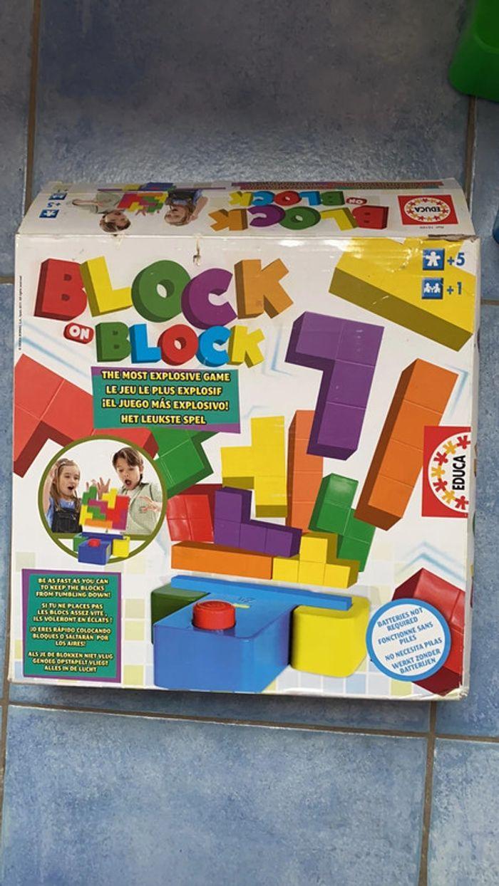 Jeu enfants Block on Block - photo numéro 2