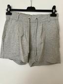 Short gris Pigalle : Jacqueline De Yong S