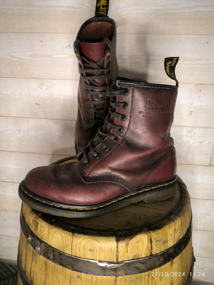 Doc Martens bordeaux pointure 40 - photo numéro 1