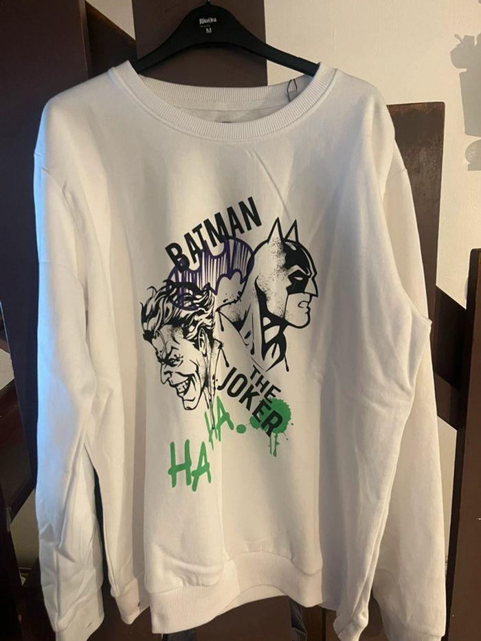 Pull Batman joker en taille L - photo numéro 1