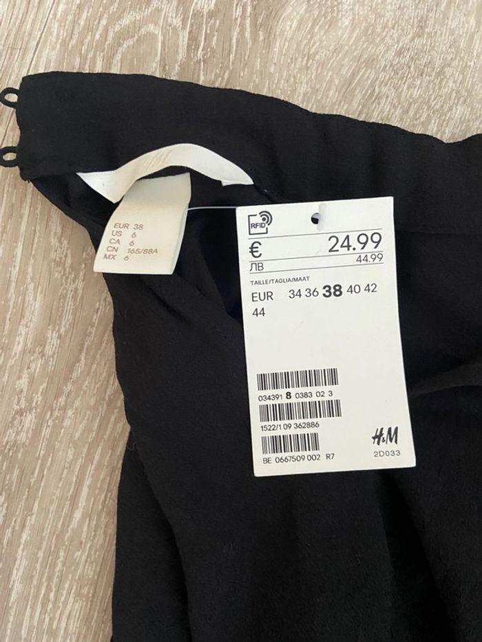 Haut noir H&M taille 38 - photo numéro 5