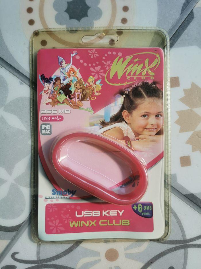 Bracelet USB WINX SMOBY neuf