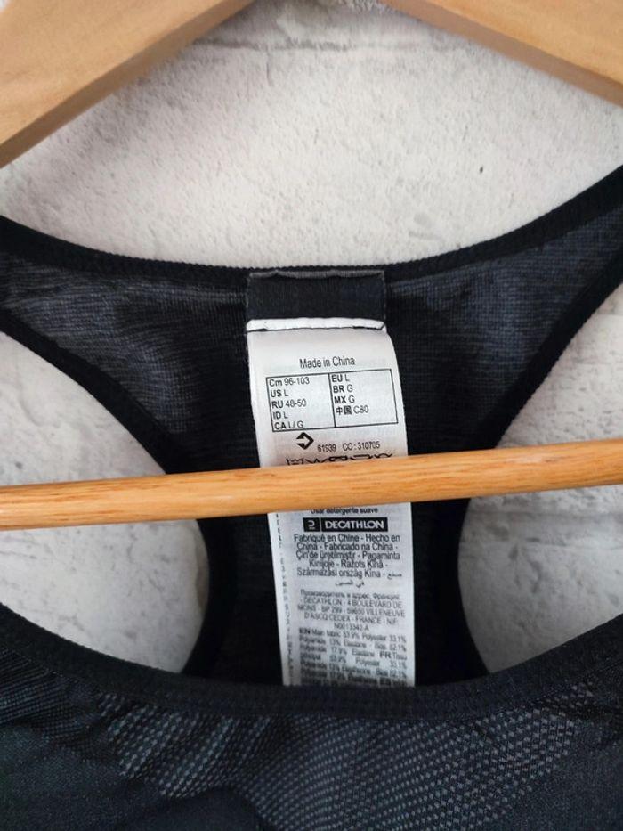 Brassière de sport Decathlon taille L - photo numéro 3