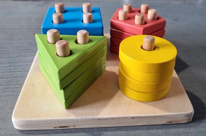 Puzzles formes géométriques et couleurs en bois - photo numéro 4