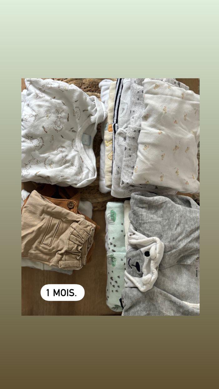 Vêtements 1 mois