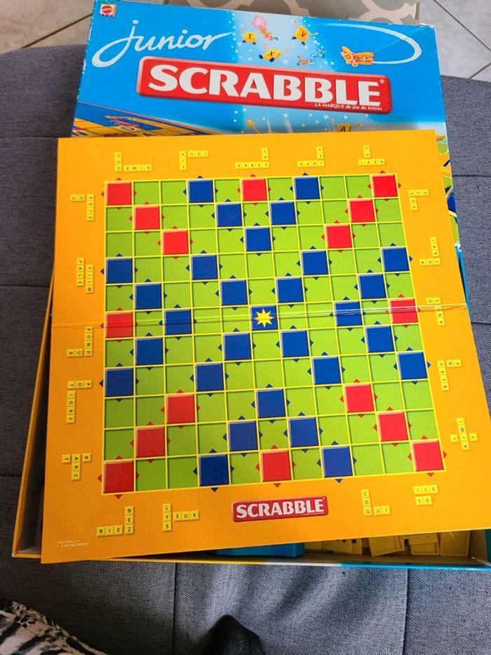 Scrabble junior 2 en 1. - photo numéro 5