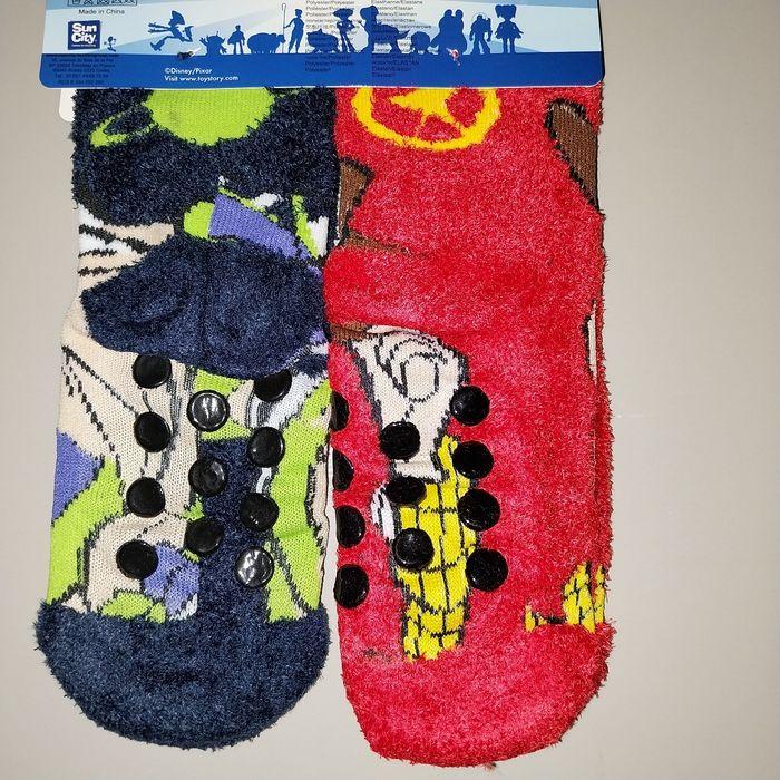 Pack 2 paires de chaussettes anti derapante toy story 23/26 - photo numéro 2