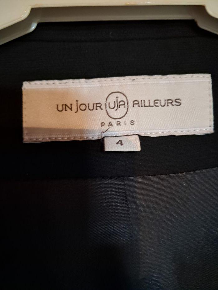 Blazer un jour ailleurs - photo numéro 3