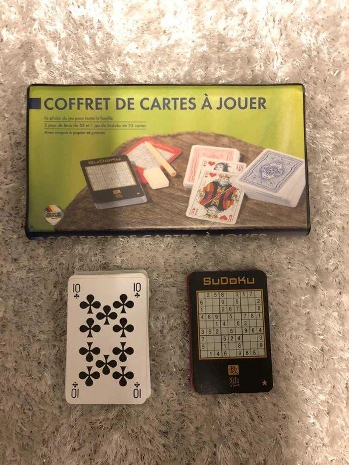 Coffret de cartes à jouer et Sudoku