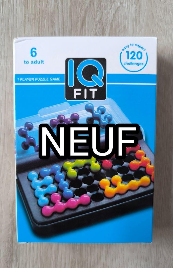 Jeu de réflexion SMART GAME. IQ FIT  Neuf - photo numéro 1