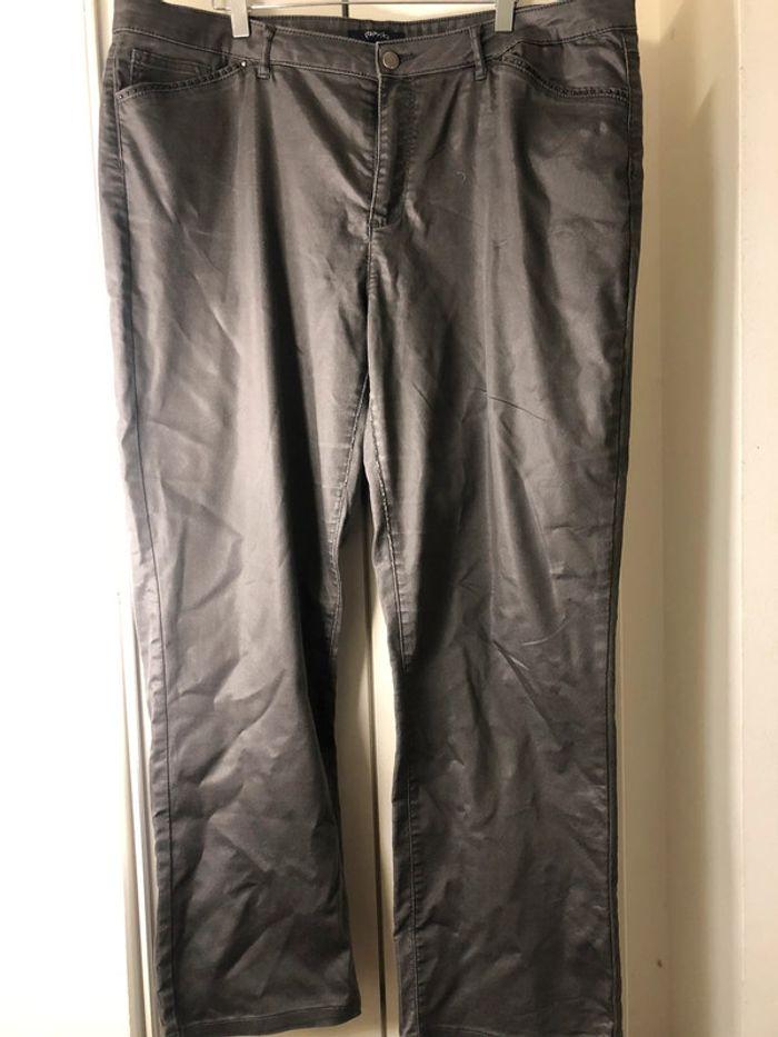 Pantalon grande taille . Taille 52/54 - photo numéro 2