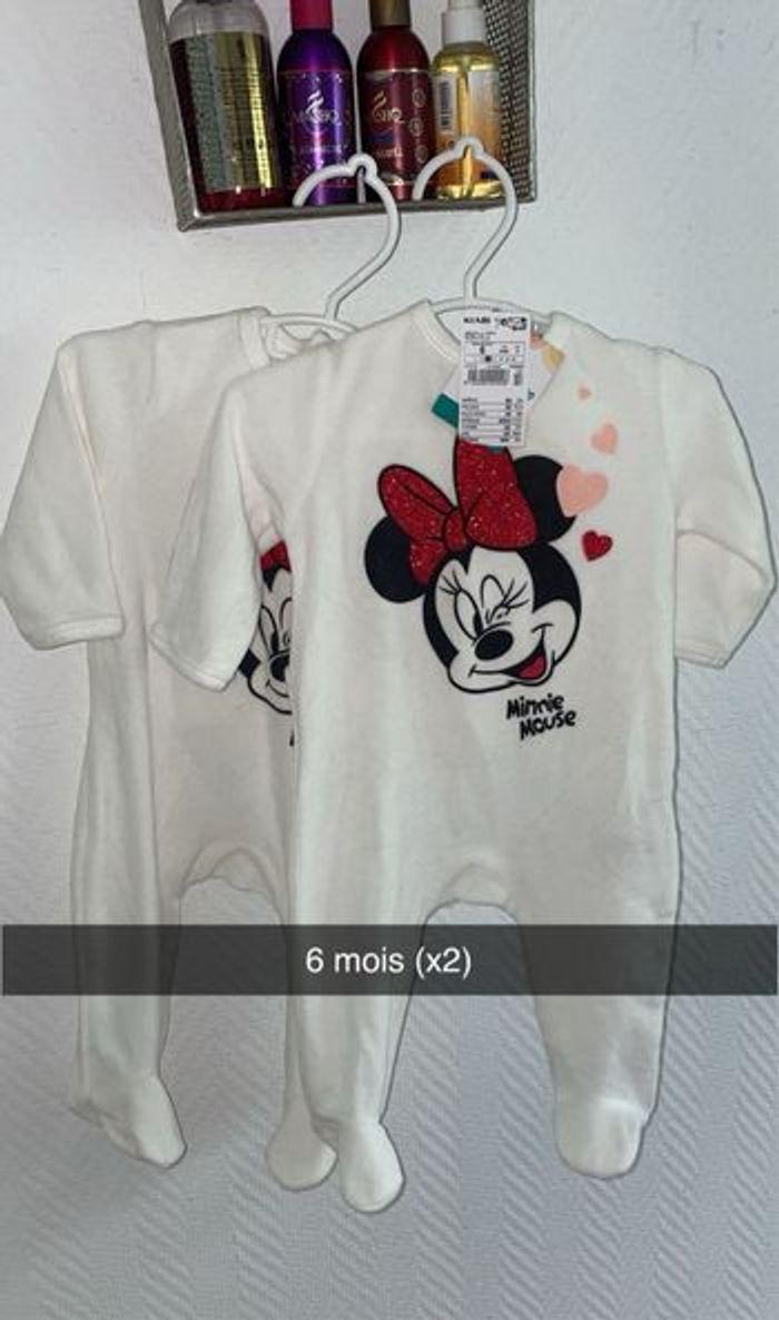 Pyjama bébé fille neuf étiquette blanc pailleté   6mois Minnie Disney Disneyland