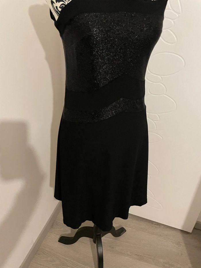 Robe patineuse à bretelles croisé noir et pailleté argenté Morgan taille S - photo numéro 3