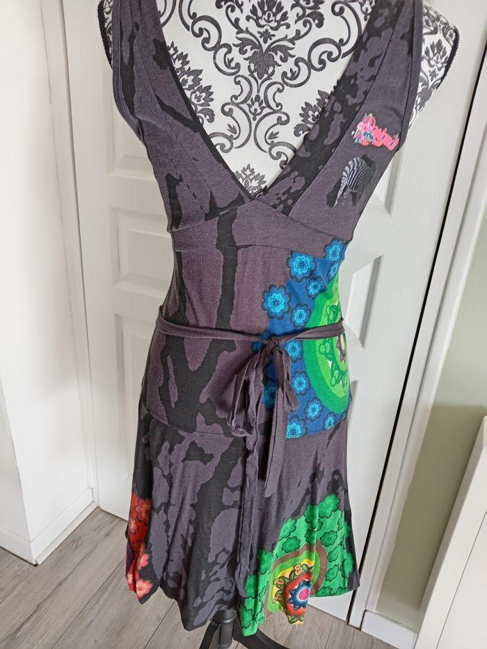 Robe desigual taille S - photo numéro 4