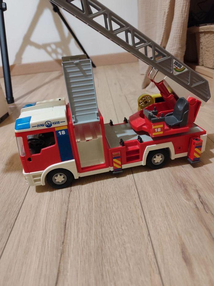 Lot playmobil pompiers - photo numéro 2