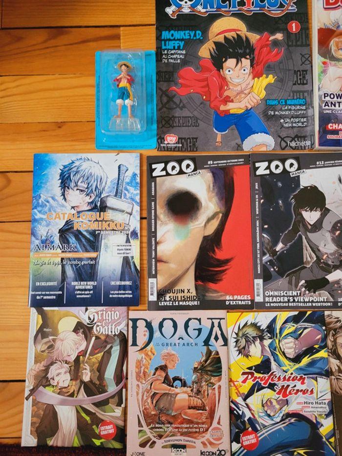 Gros Lot Manga Livrets Découvertes + Magazines + Posters + Figurine Anime - photo numéro 2