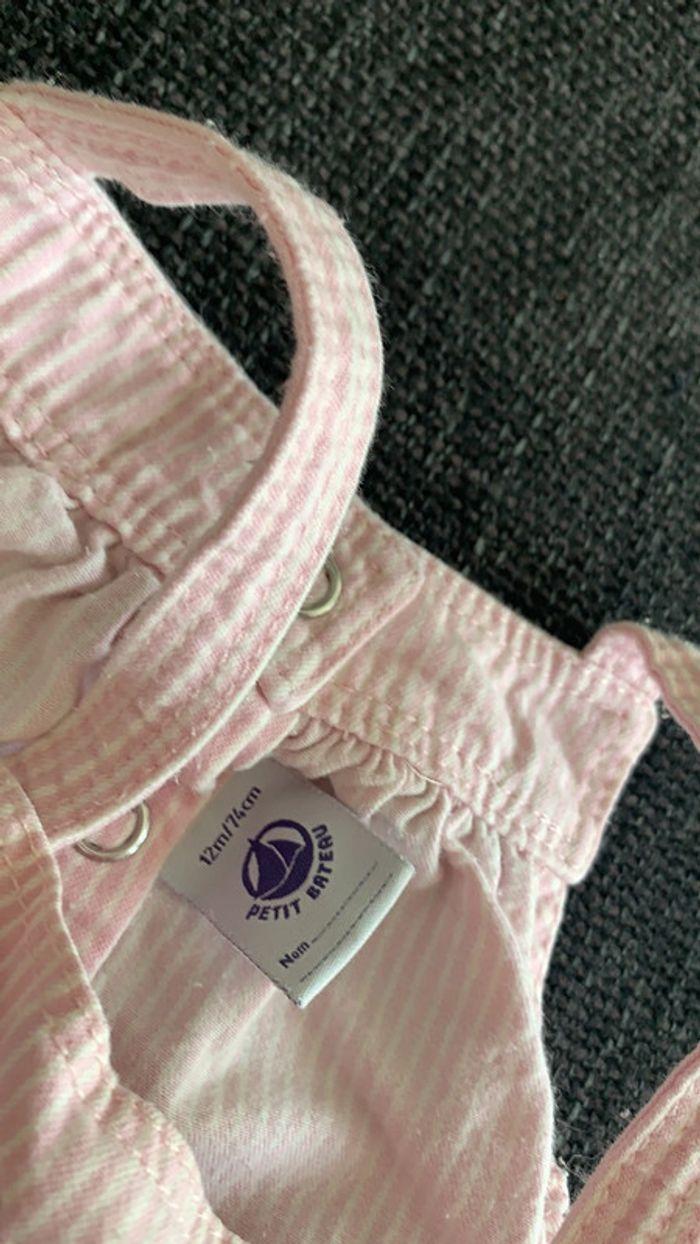 Salopette rayé rose et blanc, petit bateau, 12 mois en très bon état - photo numéro 4