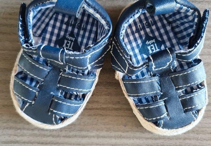 Chaussure été bébé mixte taille 15/17 - photo numéro 3