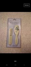 Brosse + peigne neuf vert