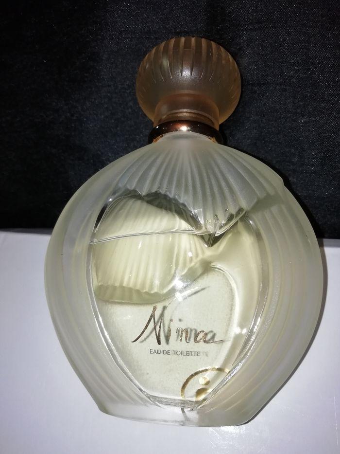 NINA de chez Nina RICCI FACTICE LALIQUE