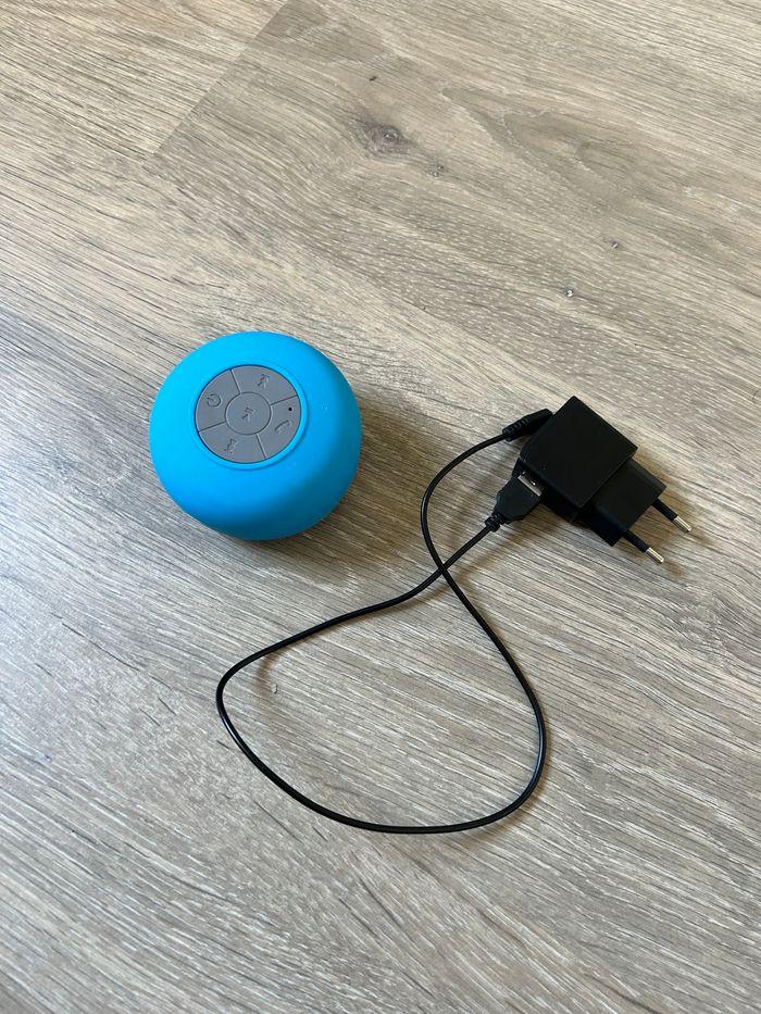 Enceinte portable bluetooth waterproof bleue - photo numéro 1