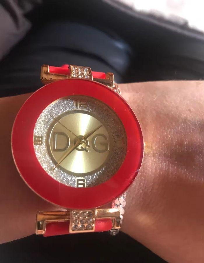 Montre pour femme élégante - photo numéro 3