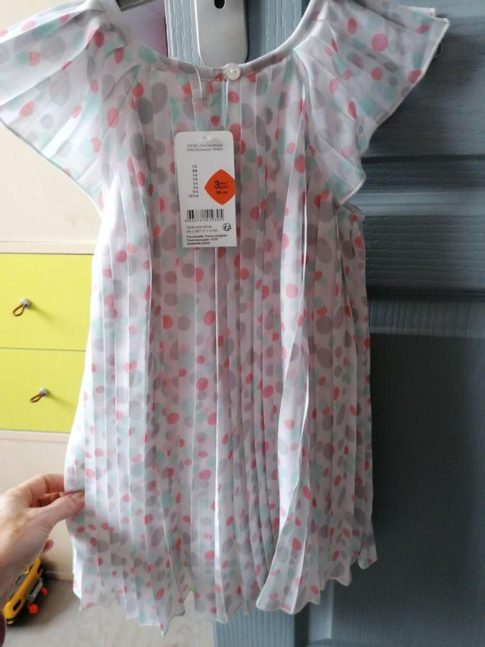 Robe taille 3 ans - photo numéro 2