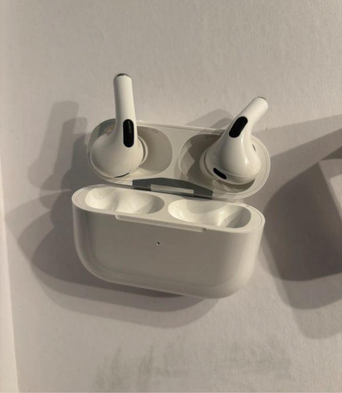 AirPods pro 2 - photo numéro 3