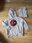 Sweat Marvel, Spiderman, et sous-pull gris 5/six ans