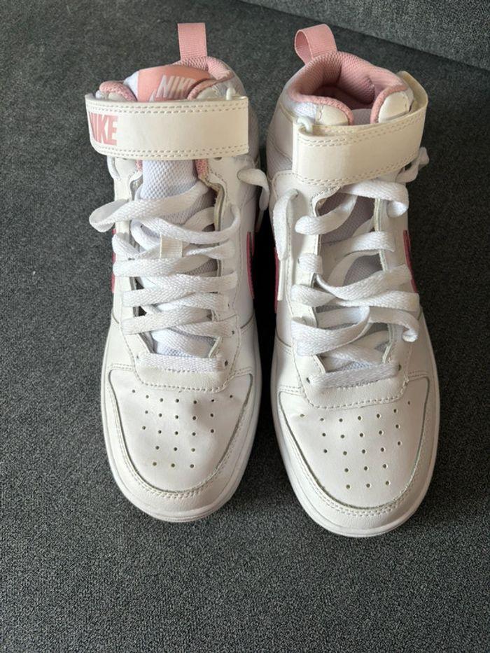 Chaussures nike montante rose et blanche - photo numéro 6