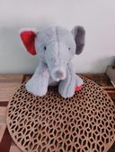 Peluche éléphant